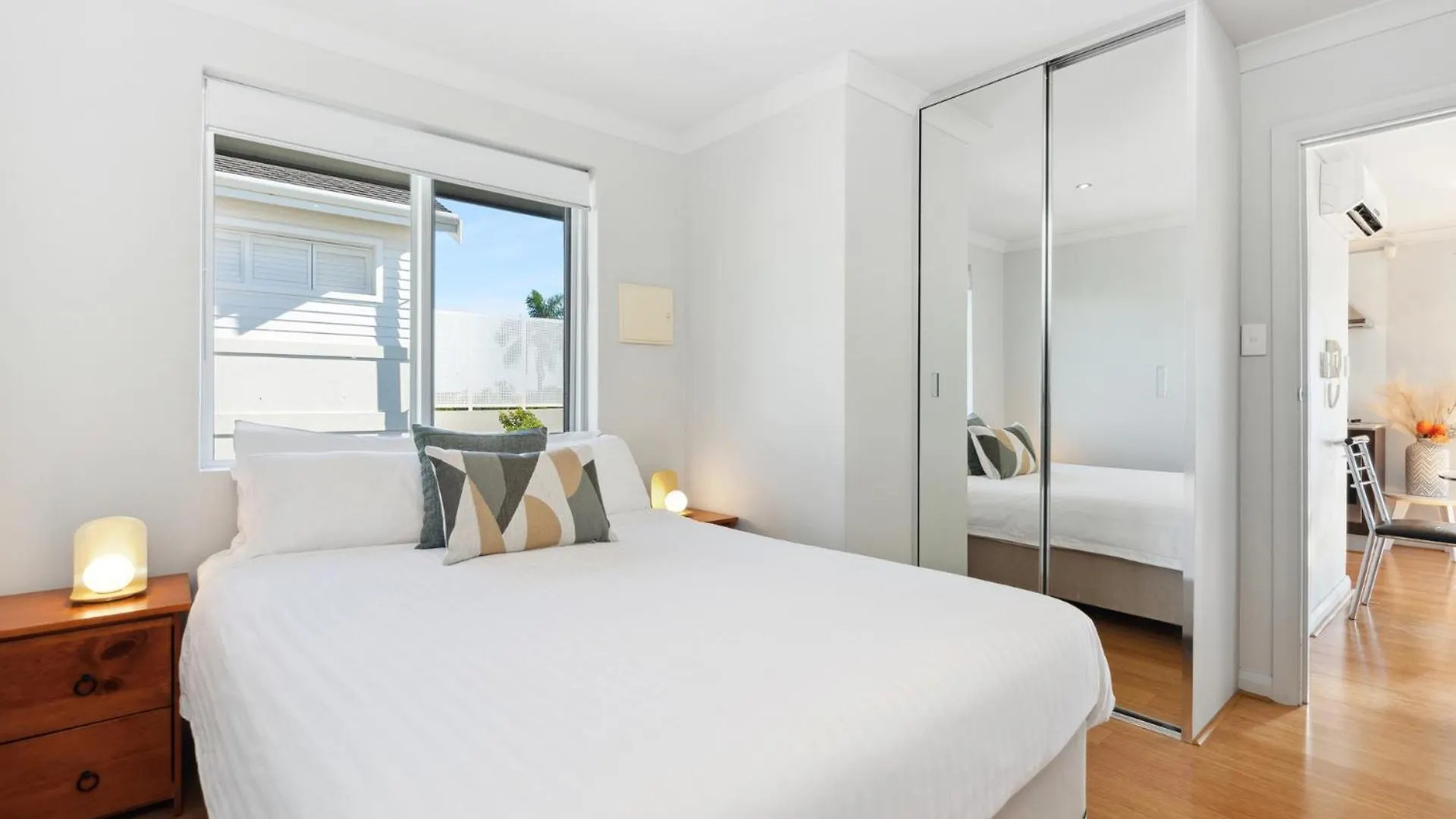 Applecross Riverside Apt Apartment